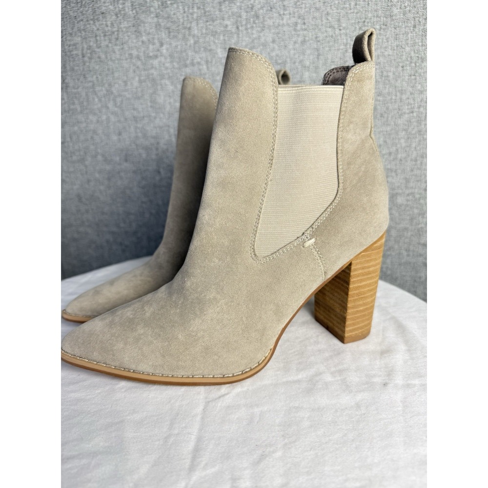 Oasis Society Uptown Khaki Tan Brown Faux Suede Chunky Heel‎ Bootie Boots Sz 6.5